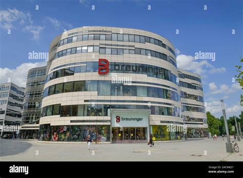 breuninger haus düsseldorf königsallee.